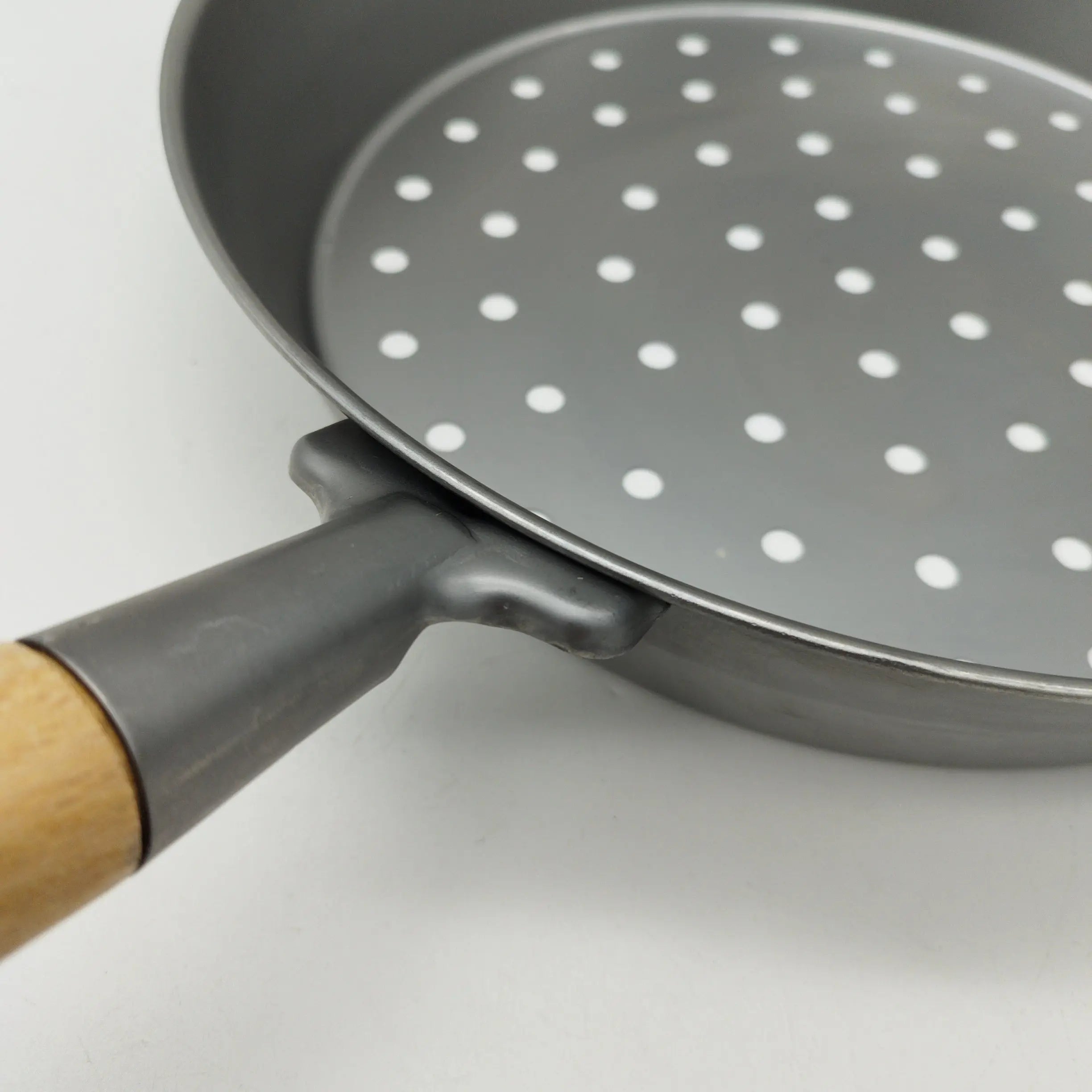 Padella castagne con fori manico legno Cm 30 INOX Fondo induzione Omra OMRA