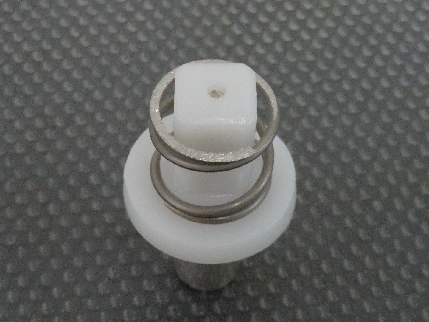 Perno di traino con molla per Artus  Reber REBER