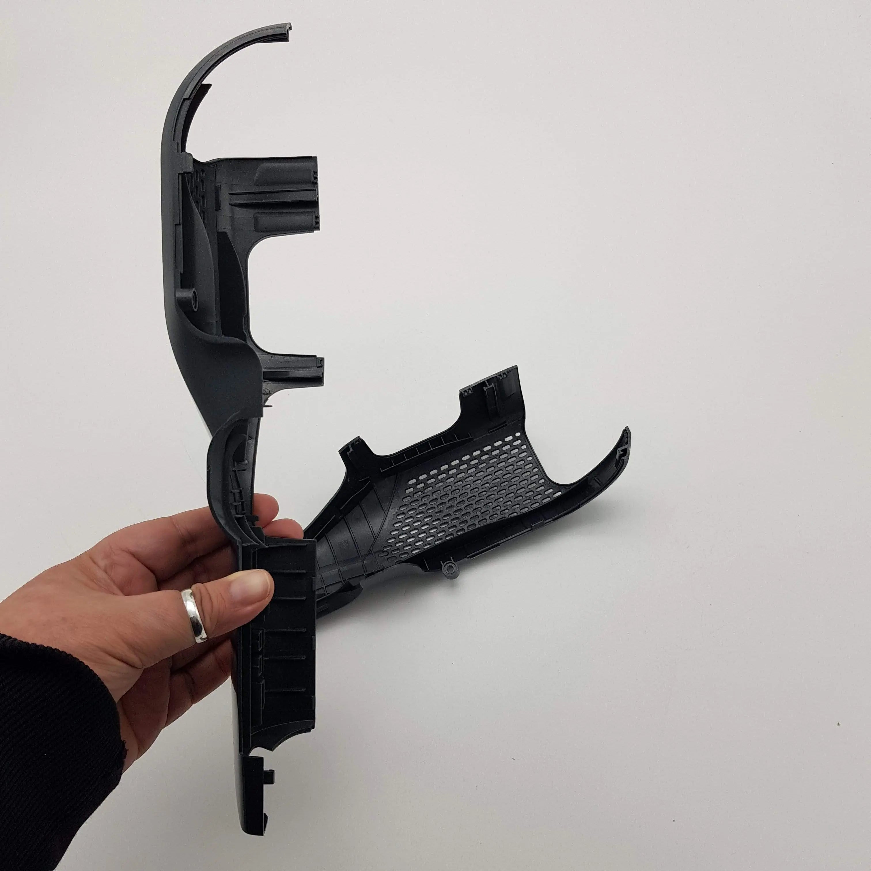 Fiancata destra e sinistra forata per scopa elettrica  Black+Decker silver BLACK+DECKER
